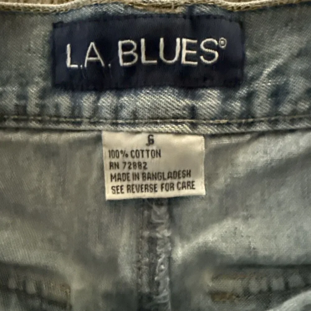 VTG L.A. Blues High Rise Denim Cargo Shorts Women's Size 6 Light Wash 100% Cotto